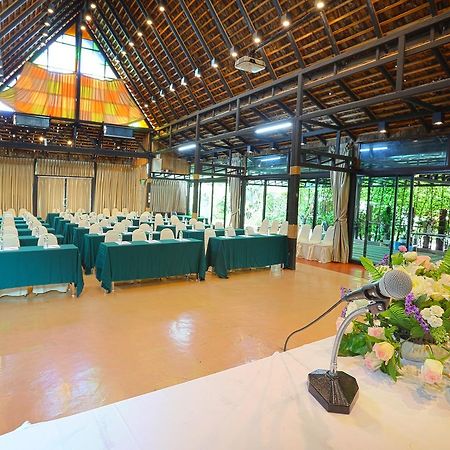The Loft Resort Бангкок Екстер'єр фото