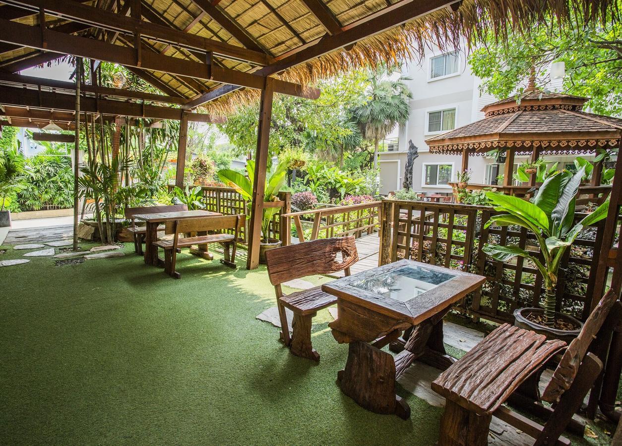 The Loft Resort Бангкок Екстер'єр фото